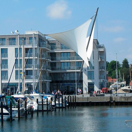 Apartment 12 - "Silbermoewe I" - Blickrichtung Yacht- Und Binnenhafenoffenes Meer Eckernförde Exterior foto