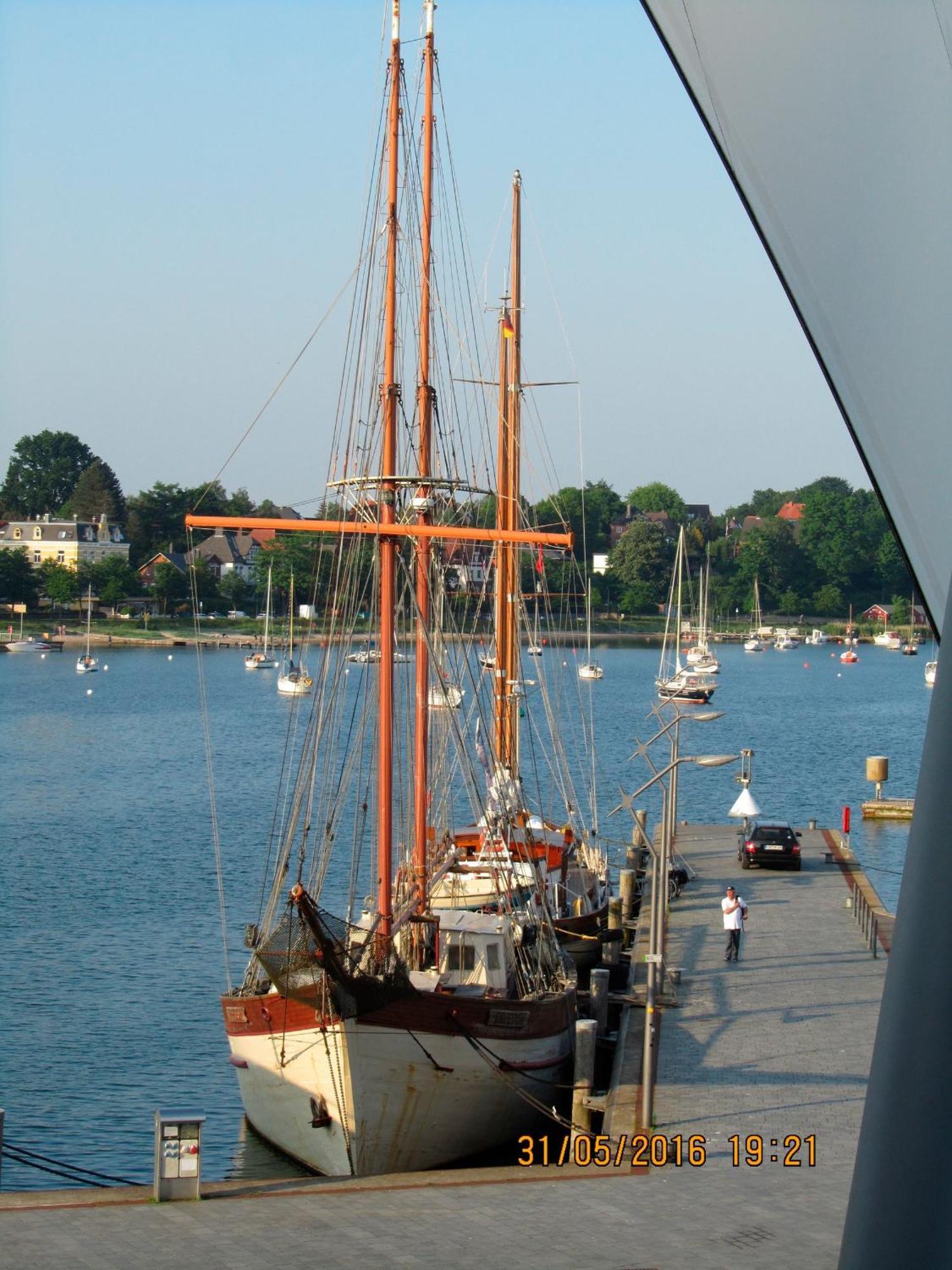 Apartment 12 - "Silbermoewe I" - Blickrichtung Yacht- Und Binnenhafenoffenes Meer Eckernförde Exterior foto
